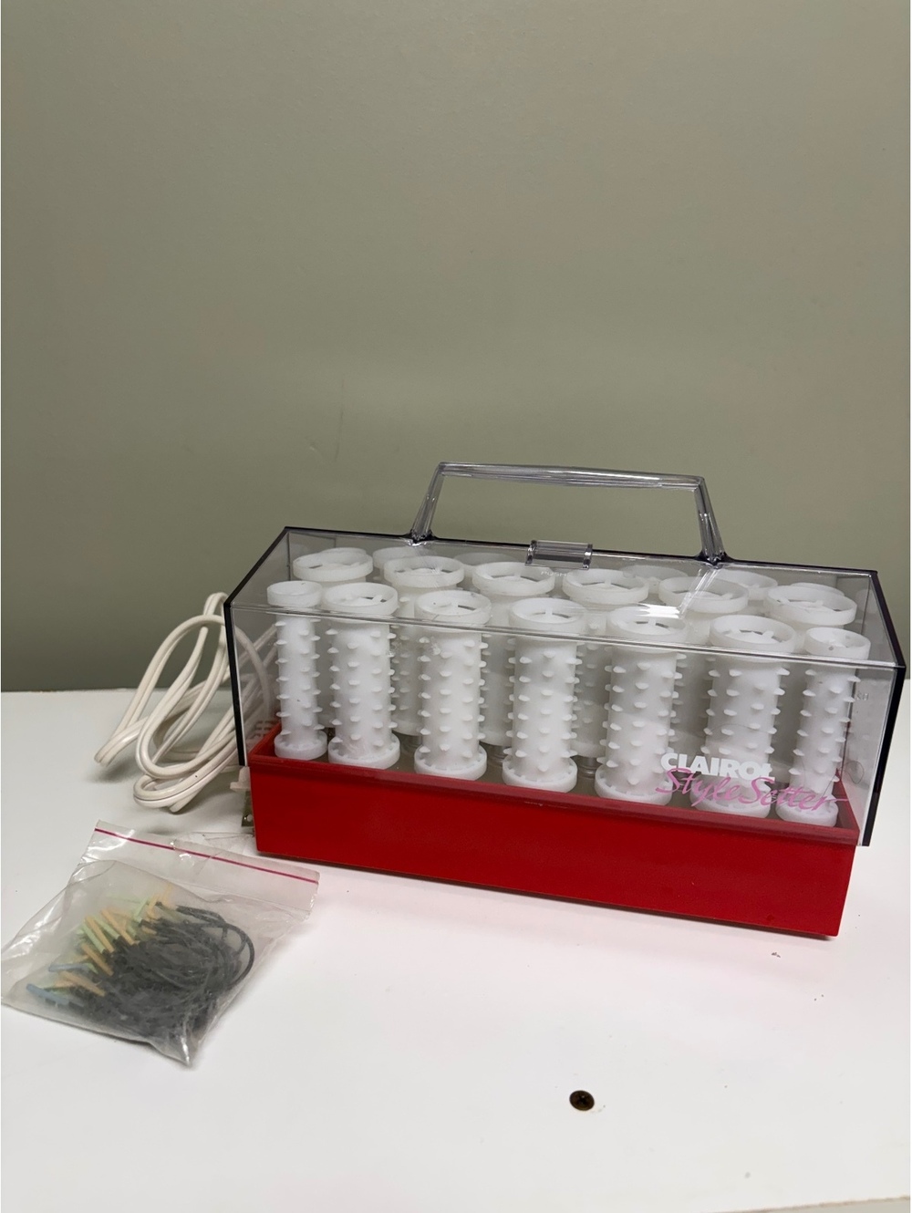 Vintage Clairol Style Setter Hot Rollers 20 Curlers Red Case Tested Working